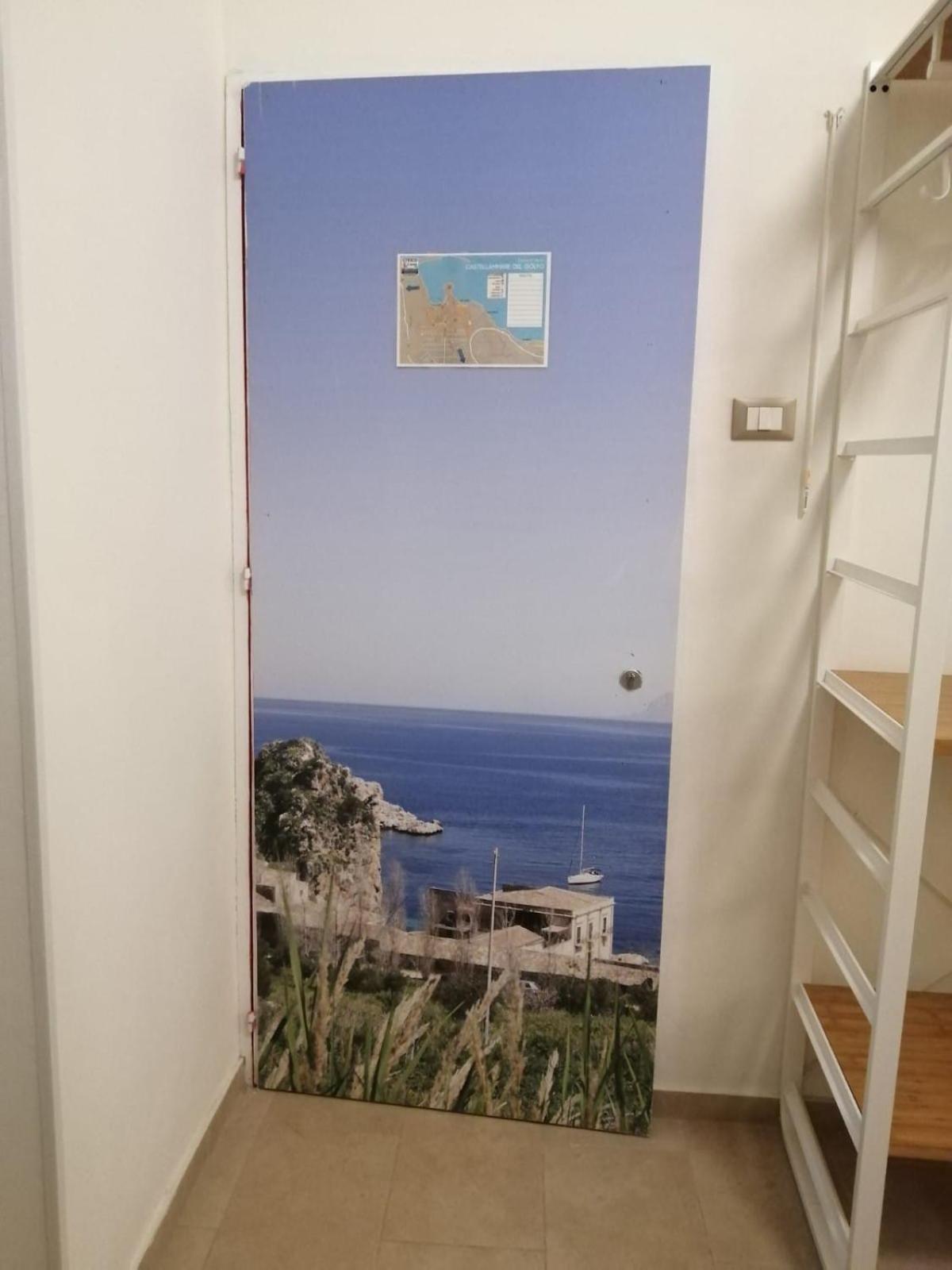 Domus Case Vacanze Civico Del Mare Castellammare del Golfo Bagian luar foto